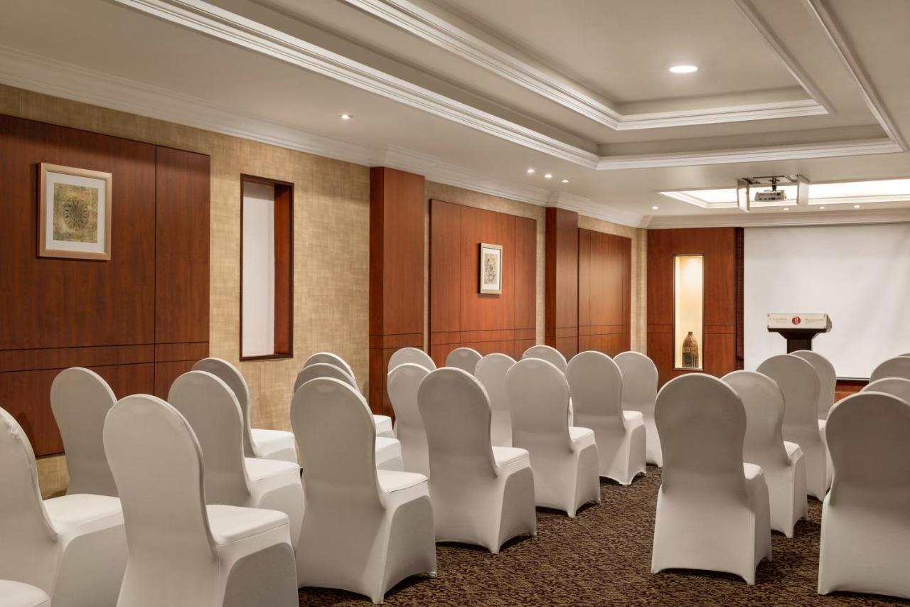 Eastyard Dammam Hotel - Formerly Ramada By Wyndham Dammam Esterno foto