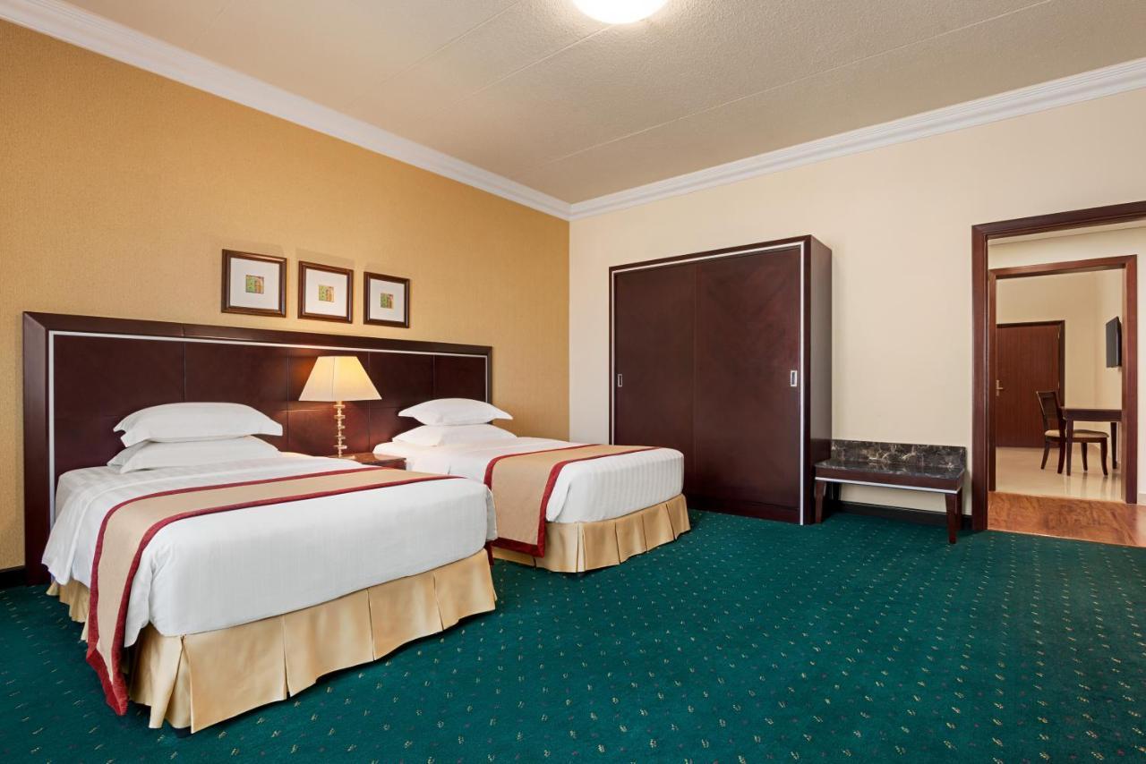 Eastyard Dammam Hotel - Formerly Ramada By Wyndham Dammam Esterno foto