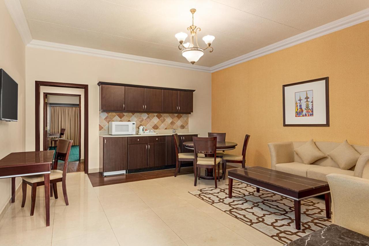 Eastyard Dammam Hotel - Formerly Ramada By Wyndham Dammam Esterno foto